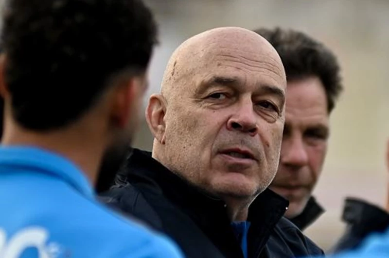 تداعيات إيقاف قيد الزمالك بسبب مستحقات المدرب كريستيان جروس