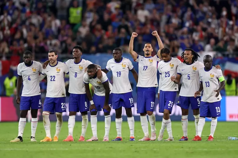 تشكيلات منتخب فرنسا: تحولات استراتيجية وغيابات هامة ضد أذربيجان