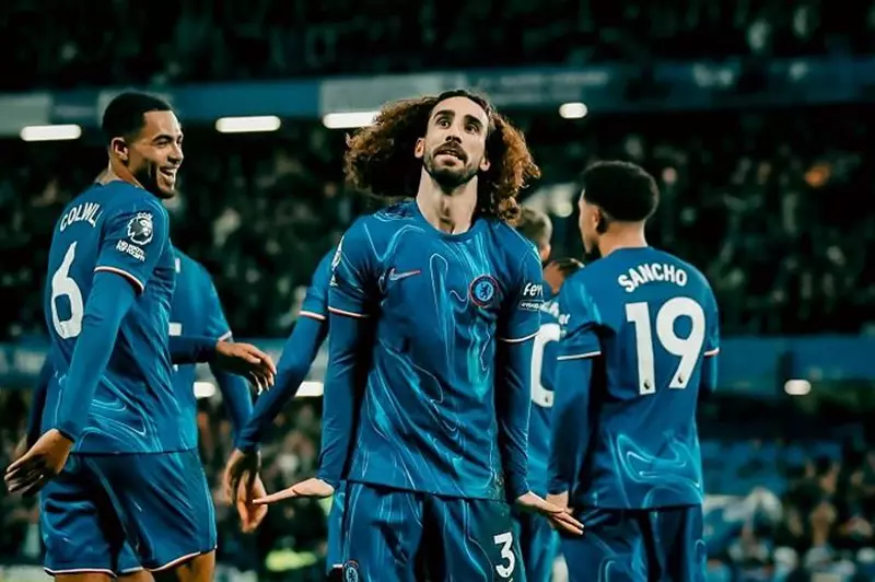 تشيلسي يوقع عقداً سرياً مع كوكوريلا دون إعلان رسمي