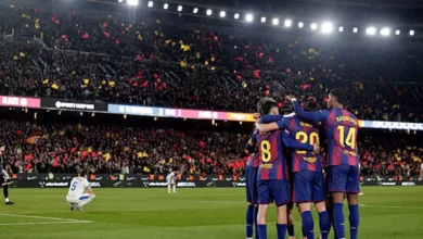 تطورات الدوري الإسباني: برشلونة يتصدر بانتظار المنافسين