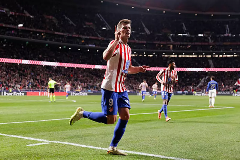 ثنائية سورلوث تضمن لأتلتيكو مدريد انتصاره أمام أوفييدو في الدوري الإسباني