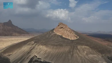 جبل الأصقع: رمز الطبيعة الفريدة في حَرَّة لونير بالمدينة المنورة