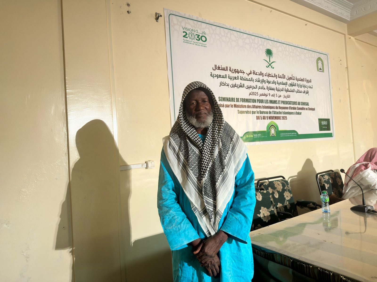 جهود الداعية في تعزيز العلم: رحلة 500 كيلومتر نحو دورة الشؤون الإسلامية بالسنغال