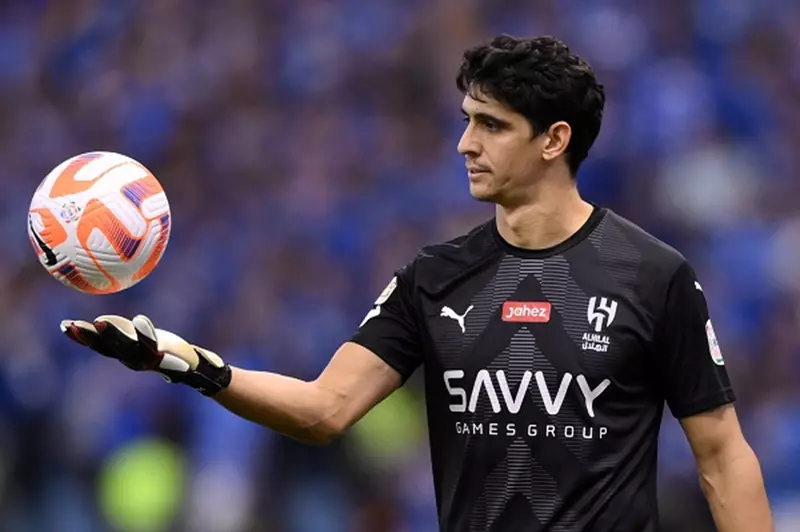 حل فرنسي: استراتيجيات الهلال لتجاوز أزمة بونو في البطولات الأفريقية