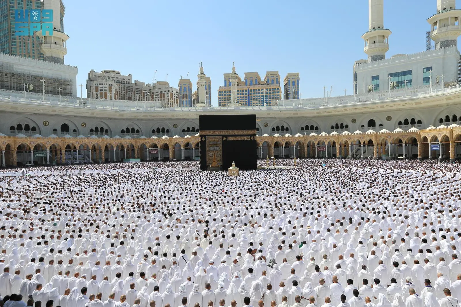 خطيب المسجد الحرام: أهمية تجنب أذى الناس في الحياة اليومية