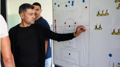 خلاف كونسيساو مع اللاعبين بعد خسارة ديربي جدة: الأسباب والتداعيات