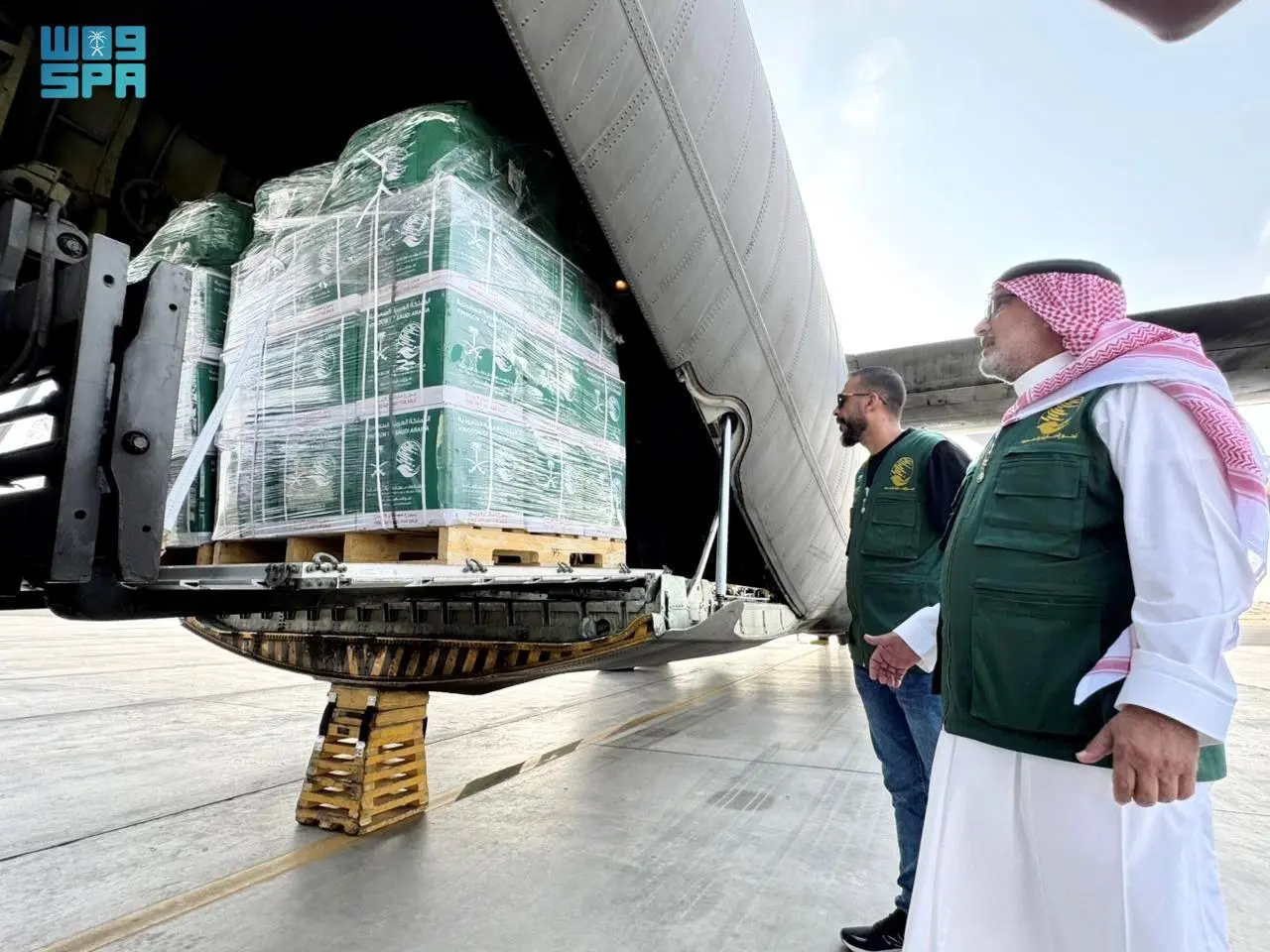 دور الطائرات الإغاثية السعودية في دعم الشعب الفلسطيني بقطاع غزة