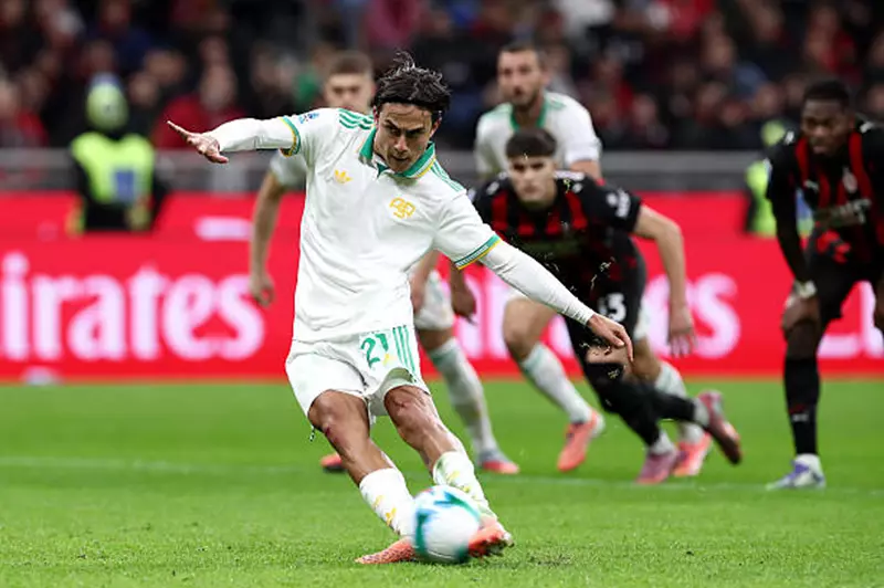 ديبالا يعود إلى التشكيلة: مواجهة حاسمة بين روما ونابولي