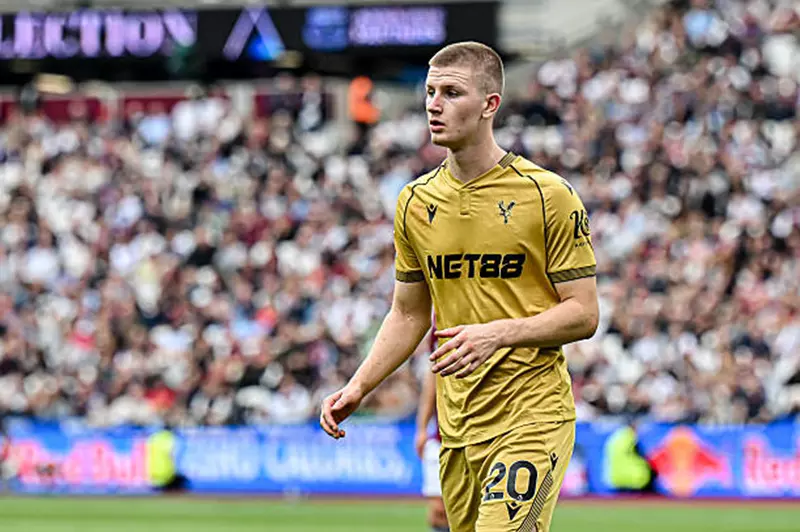 رحلة كريستال بالاس: لاعب يقبل تحدي الانتقال إلى ليفربول