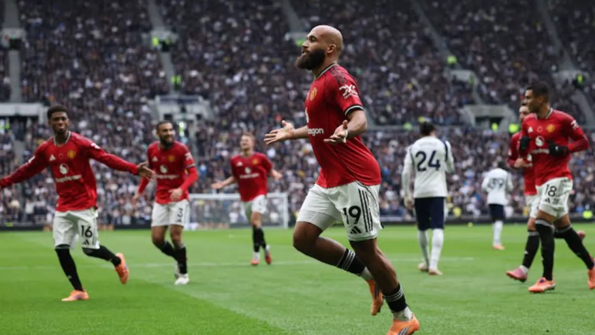 رسمياً.. نجم مانشستر يونايتد يتوج بلقب لاعب الشهر في البريميرليج!