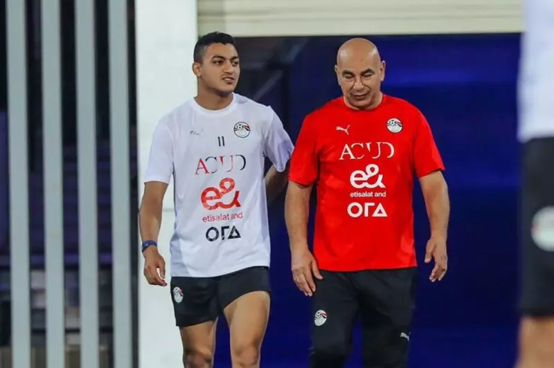 سجل ثم اختفى.. تراجع أداء مصطفى محمد تحت قيادة حسام حسن