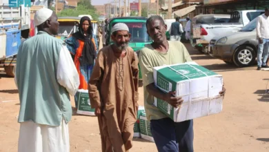 سلمان للإغاثة يقدم 800 سلة غذائية للأسر المحتاجة في أم درمان