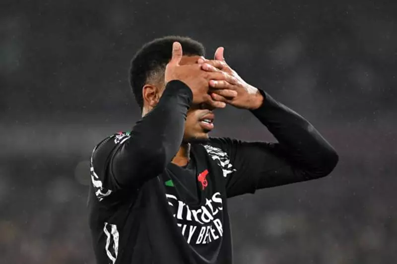 صخرة الدفاع: استراتيجية أرسنال لمواجهة غياب جابرييل أمام توتنهام