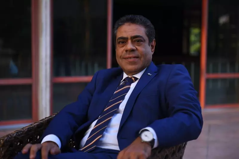 طارق قنديل يقود بعثة الأهلي في المغرب استعداداً لمواجهة الجيش الملكي