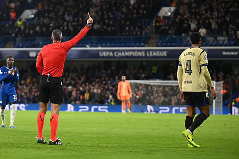 فخ الأخطاء المتكررة: أراوخو وصدمة البطاقة الحمراء