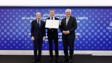 كروس يحقق إنجازًا تاريخيًا في حفل البرنابيو بتسلمه أعلى وسام ألماني