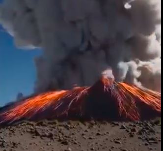 لحظة ثوران بركاني هائل في إثيوبيا: تحليل الأحداث والتداعيات المحتملة