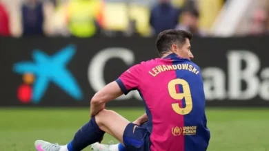 ليفاندوفسكي يكشف أسرار طلب برشلونة غير المتوقع في كتابه الجديد