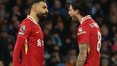 ليلة تاريخية في أنفيلد: نوتنغهام يسجل ثلاثية على ليفربول