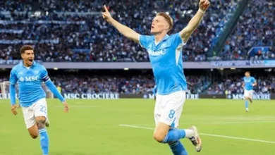 مانشستر يونايتد يخطط لاستعادة مكتوميناي بعد نجاحه في نابولي