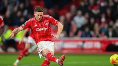 مانشستر يونايتد يسعى للتعاقد مع إليوت أندرسون الموسم المقبل