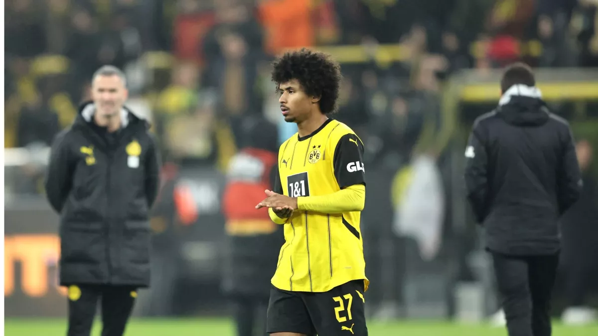 مانشستر يونايتد يفتح باب المفاوضات لجناح بوروسيا دورتموند