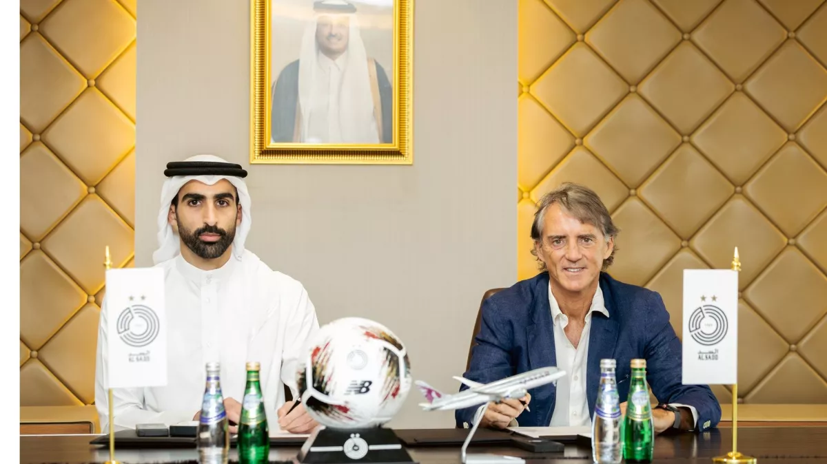 مانشيني يتولى تدريب السد القطري ويعيد تألقه الرياضي