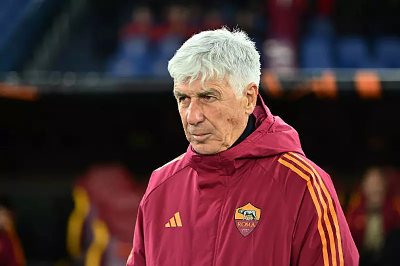 مدرب روما: ضرورة تحسين الأداء قبل مواجهة نابولي