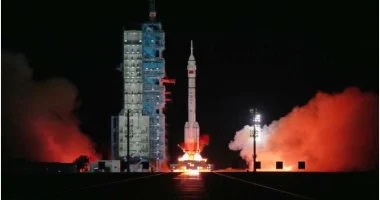 مركبة شنتشو 21 الصينية تحقق رقماً قياسياً في الالتحام السريع بمحطة الفضاء