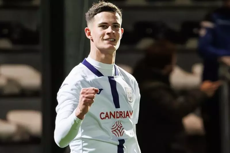 مهاجم سيريوس يكشف عن موقفه من عرض الأهلي ورغبته في البقاء بأوروبا