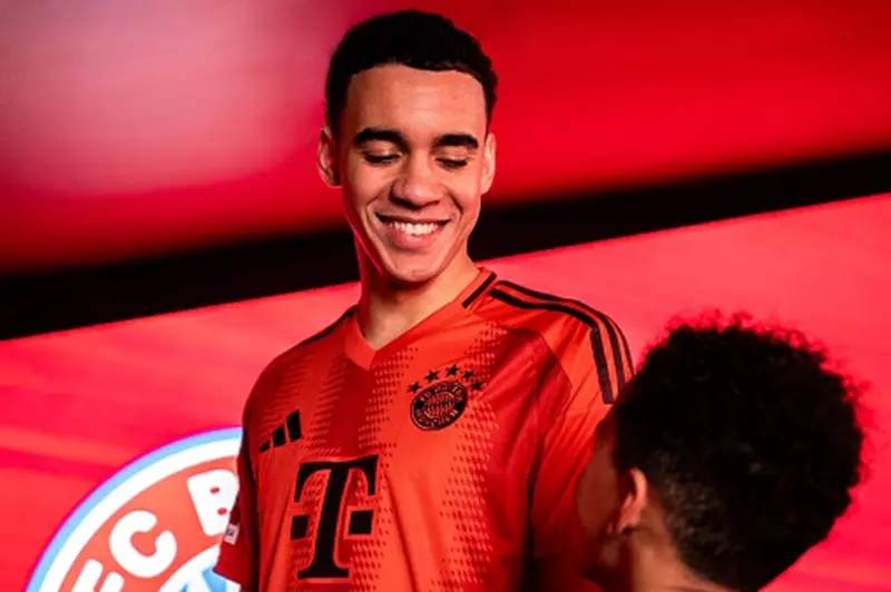 موسيالا يعود للملاعب بخطوة مفاجئة بعد غياب طويل