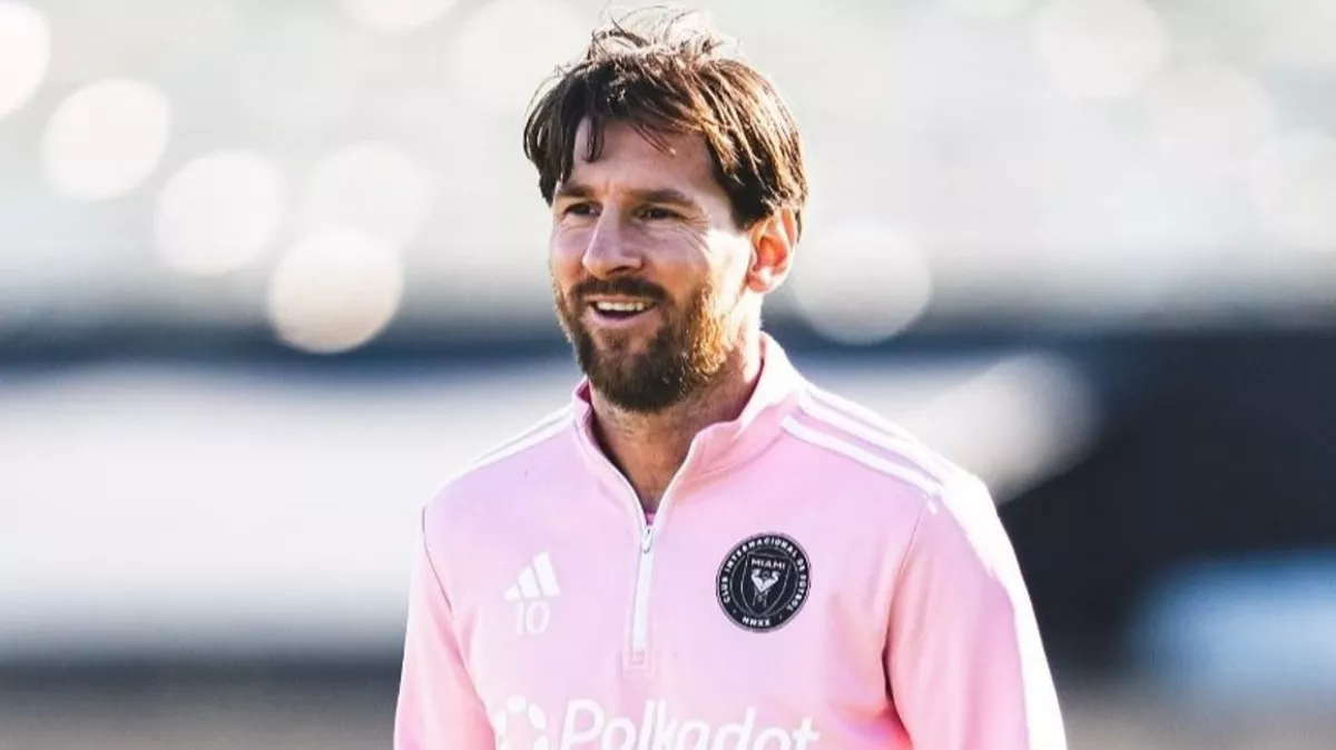 ميسي يناقش حنينه لبرشلونة وتحديات المونديال المقبل