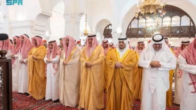 نائب أمير الرياض يتقدم صلاة الجنازة على ناصر الجريد