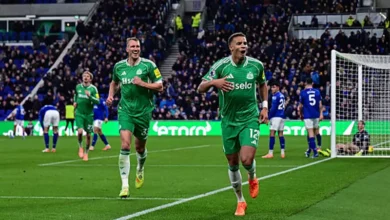 نيوكاسل يستعيد القوة بفوز ساحق على إيفرتون في الدوري الإنجليزي