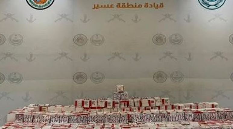 إحباط جهود تهريب 279 ألف قرص مخدر في منطقة عسير