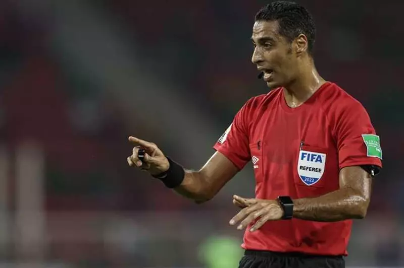 إدارة مباراة الجزائر والسودان: تجربة طاقم مصري مع جنسيات متنوعة في كأس العرب