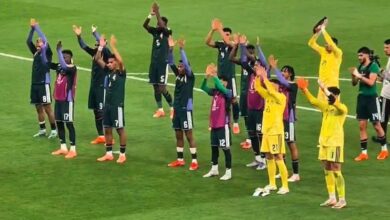 الأخضر يتصدر في مواجهة مثيرة ضد منتخب عمان بكأس العرب