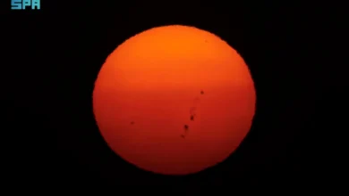 تتبع التغيرات في البقع الشمسية النشطة من سماء عرعر