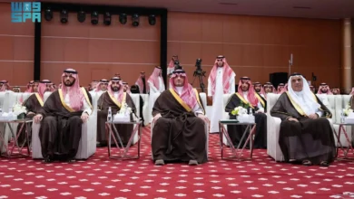 تكريم عبدالعزيز بن سعود للفائزين في كأس نادي الصقور 2025