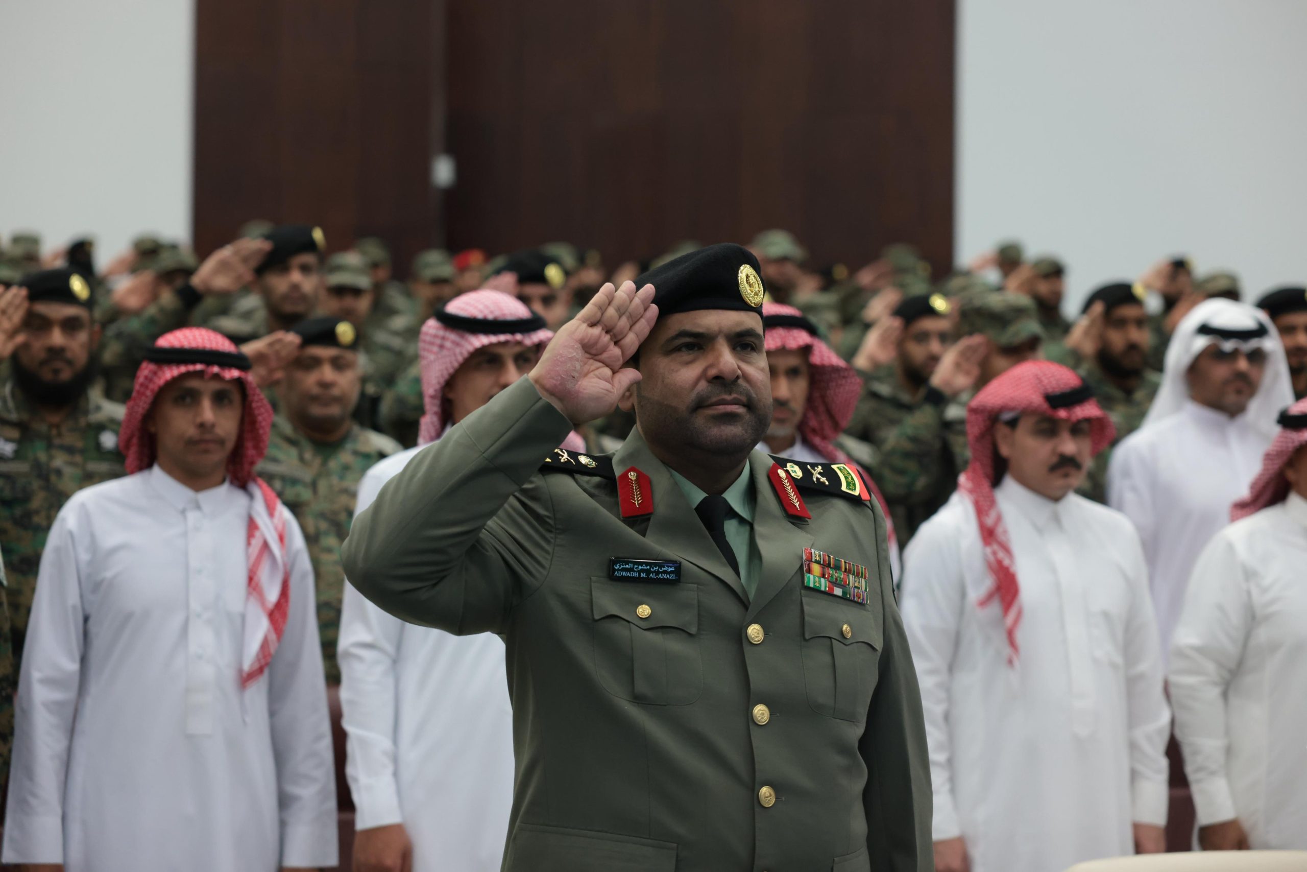 تكريم متقاعدي الأفواج الأمنية برعاية وزير الداخلية اللواء العنزي