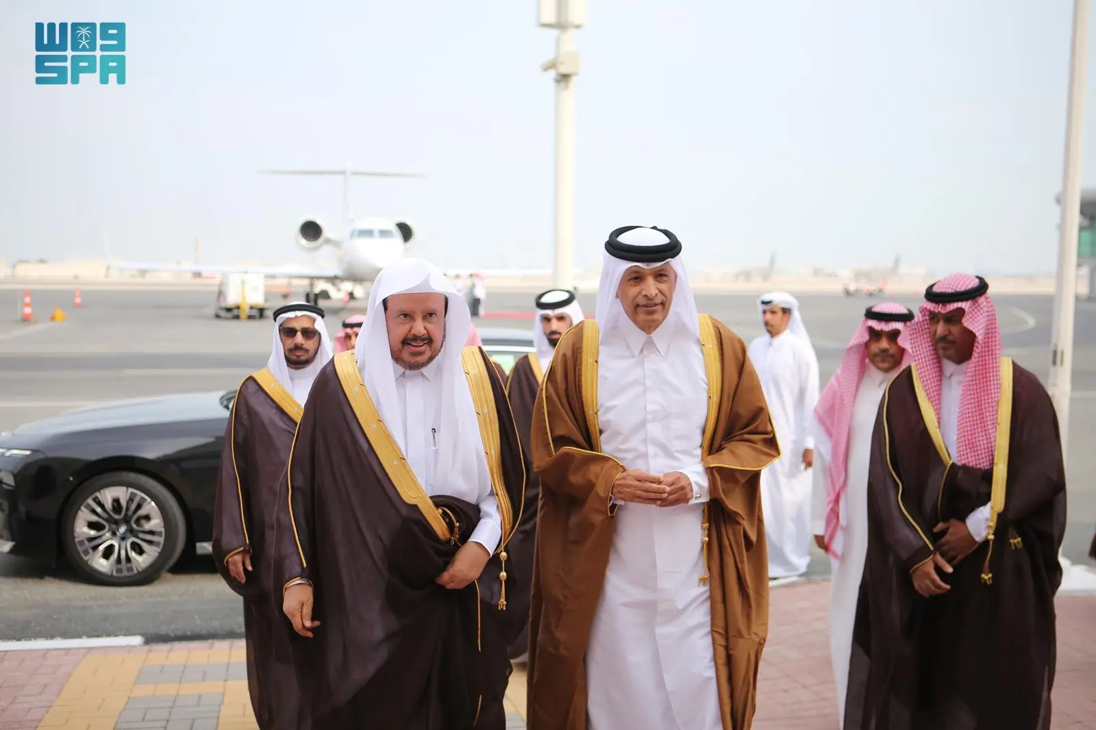 زيارة رئيس مجلس الشورى إلى قطر: تعزيز التعاون الثنائي والاحترام المتبادل