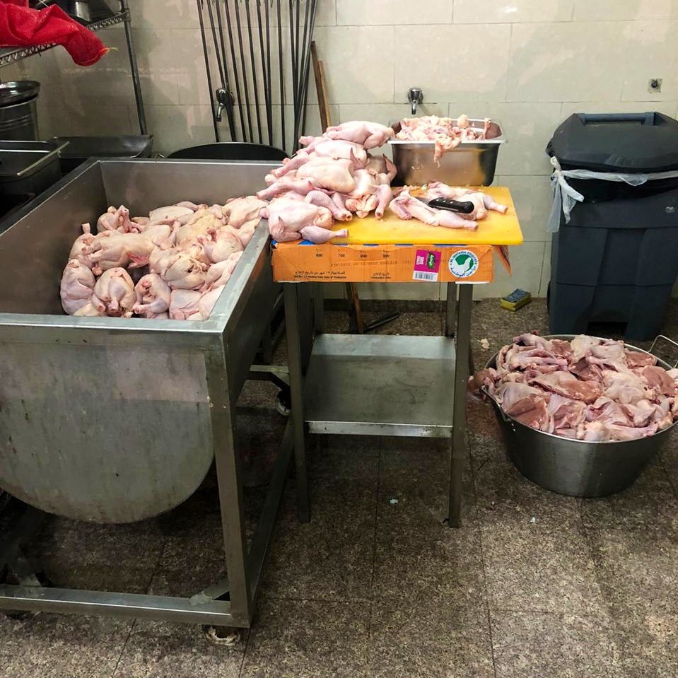 ضبط 760 كيلو من الأسماك والدواجن الفاسدة في منطقة عسير