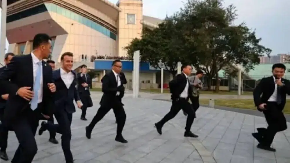 ماكرون بين التحديات الدبلوماسية: اختراق البروتوكول الأمني في الصين