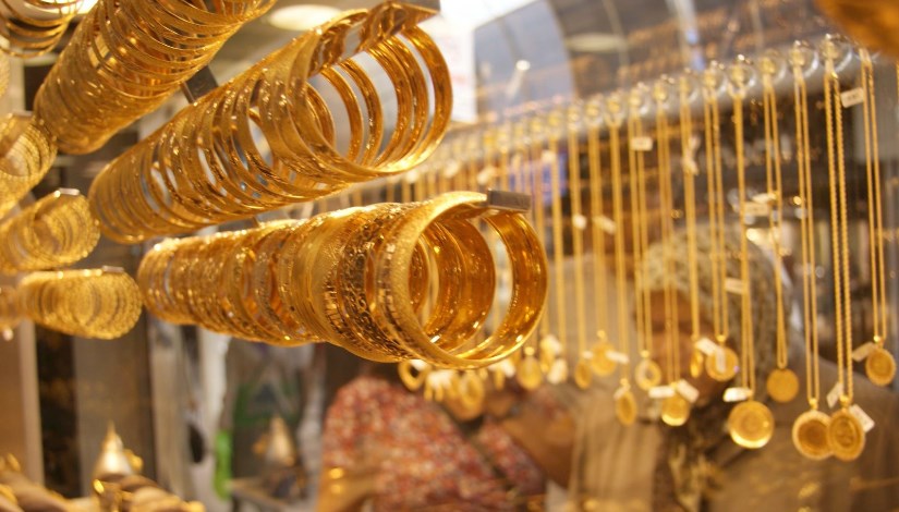 أسعار الذهب في مصر تسجل ارتفاعاً تاريخياً وسط تصاعد التوترات الإقليمية