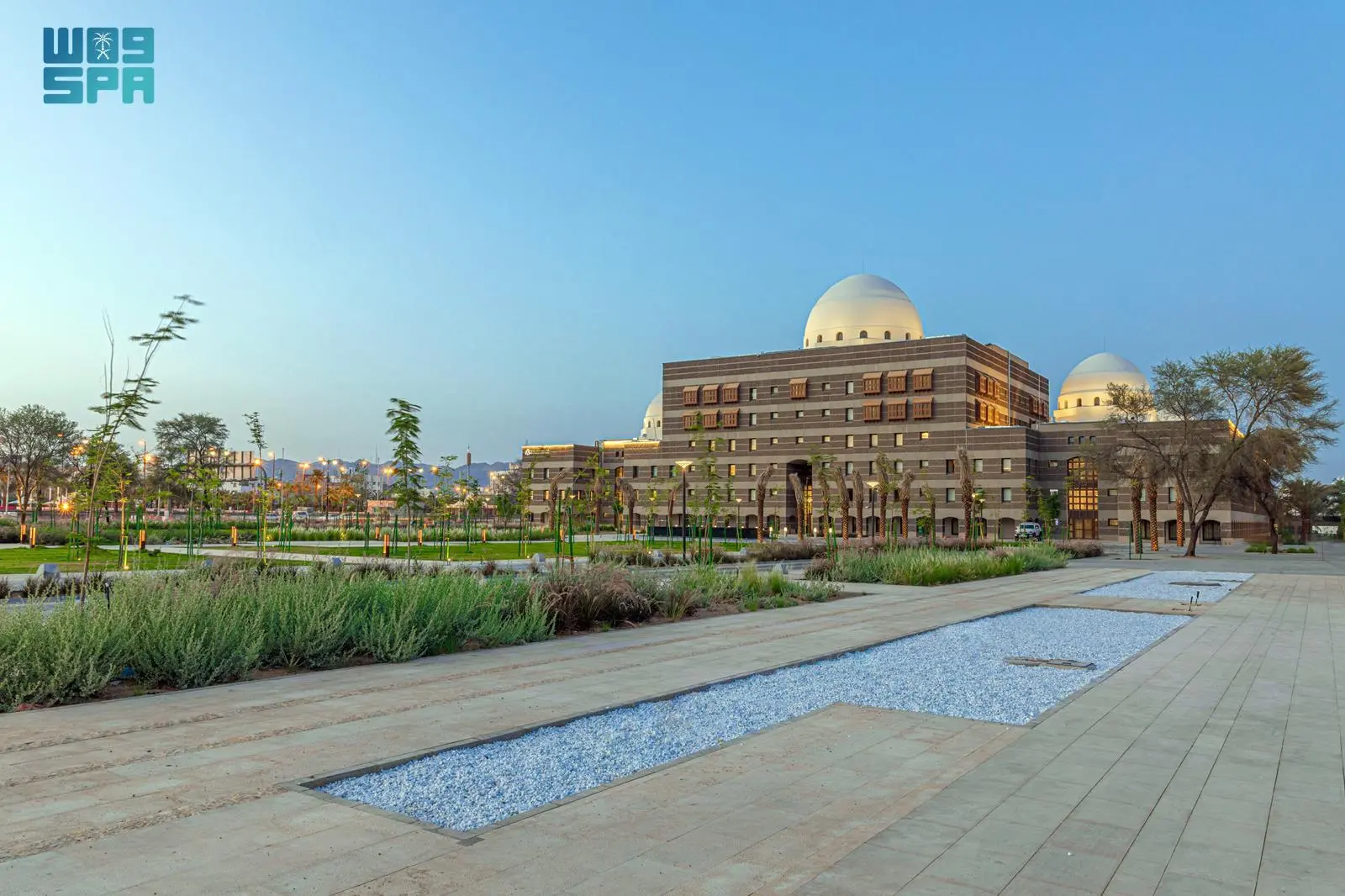 أمانة المدينة المنورة: 941 جولة ميدانية وجمع 65 ألف طن من النفايات خلال رمضان