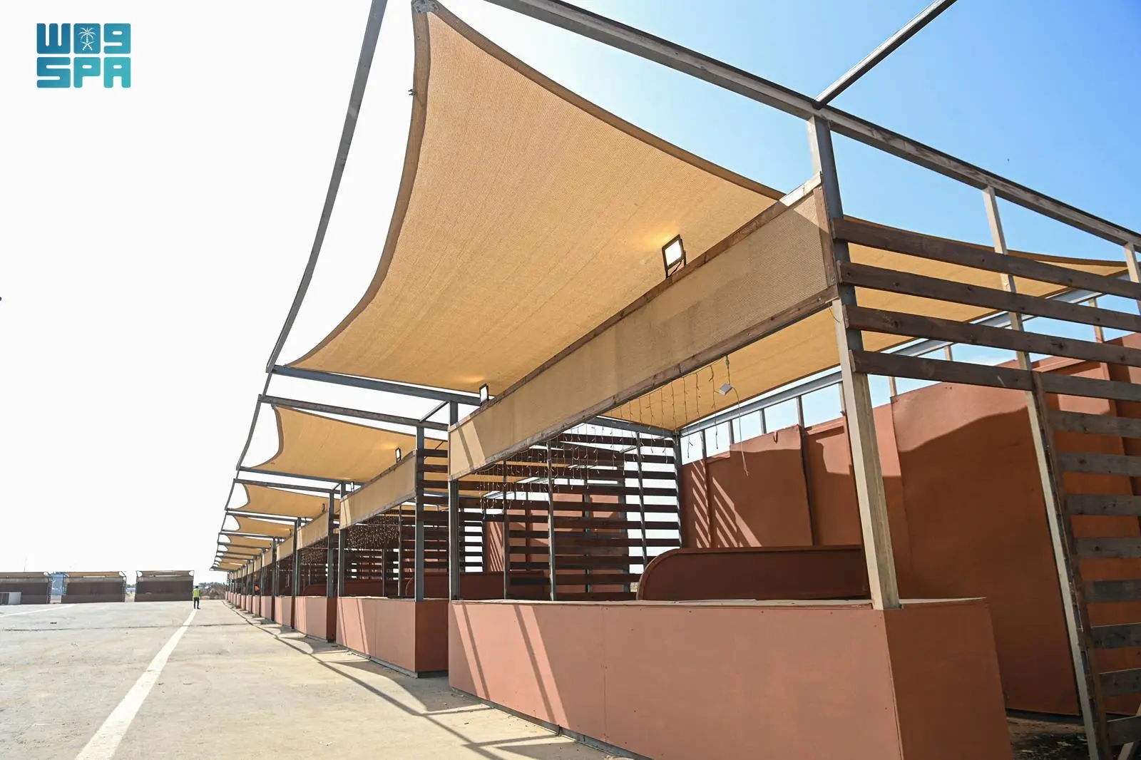 أمانة جازان تُطلق 27 سوقًا رمضانيًا لتعزيز دعم الأسر المنتجة