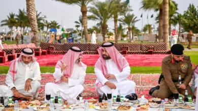 أمير جازان ونائبه يلتقيان قادة القطاعات الأمنية في إفطار رمضاني متميز