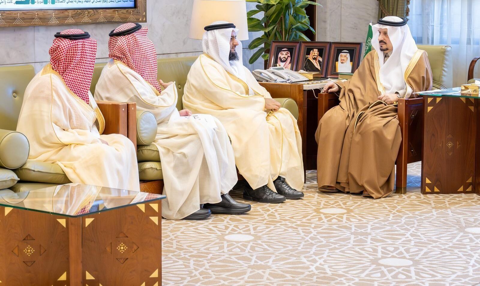 أمير منطقة الرياض يستعرض أهداف حملة رمضان لمبادرة جود الإسكان