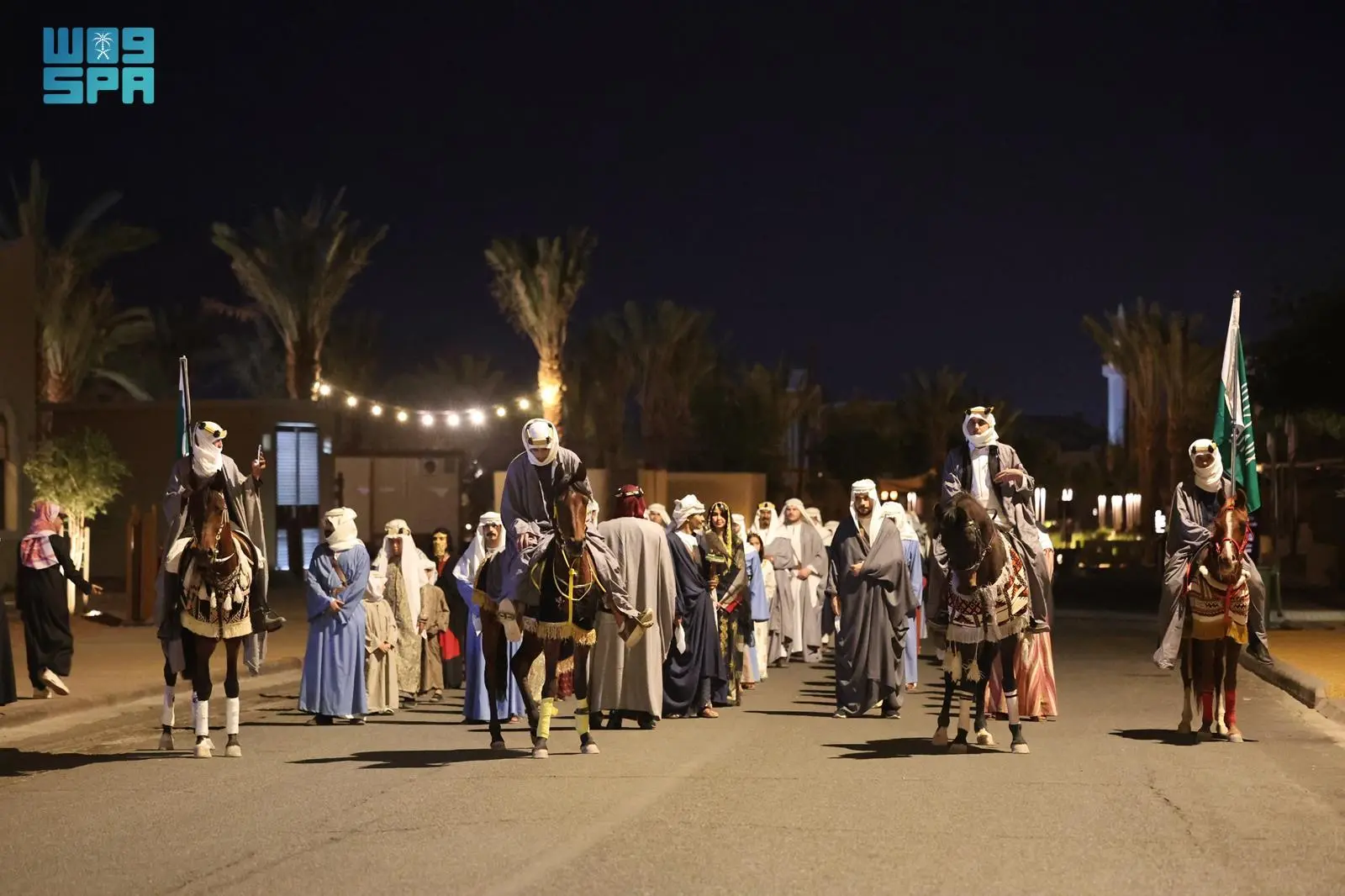 أهالي العُلا يحتفلون بيوم التأسيس بأجواء وطنية تعكس الفخر بتاريخ الدولة