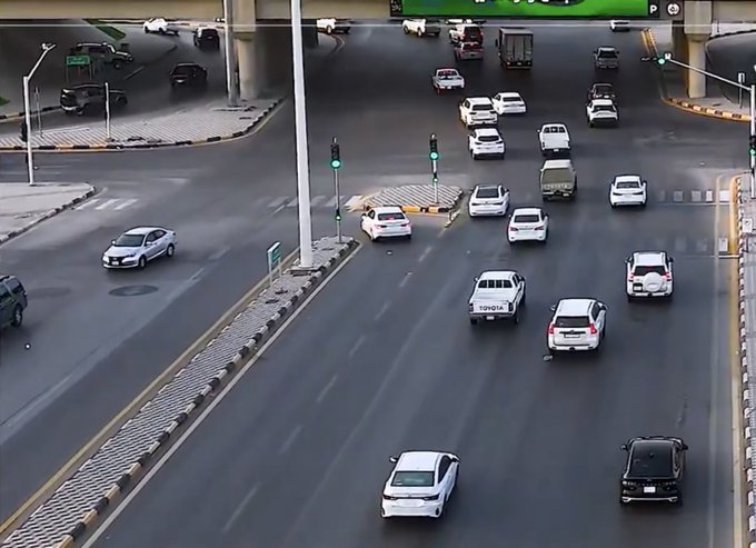 إطلاق نظام الإشارات الذكية لدعم تعزيز انسيابية حركة المرور في بريدة
